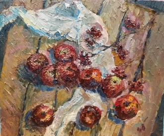 Яблоки на ткани