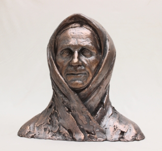 Портрет в бронзе. Овчинниковой М.Т.