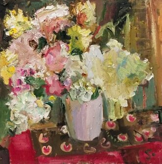 Цветы на шелковом платке